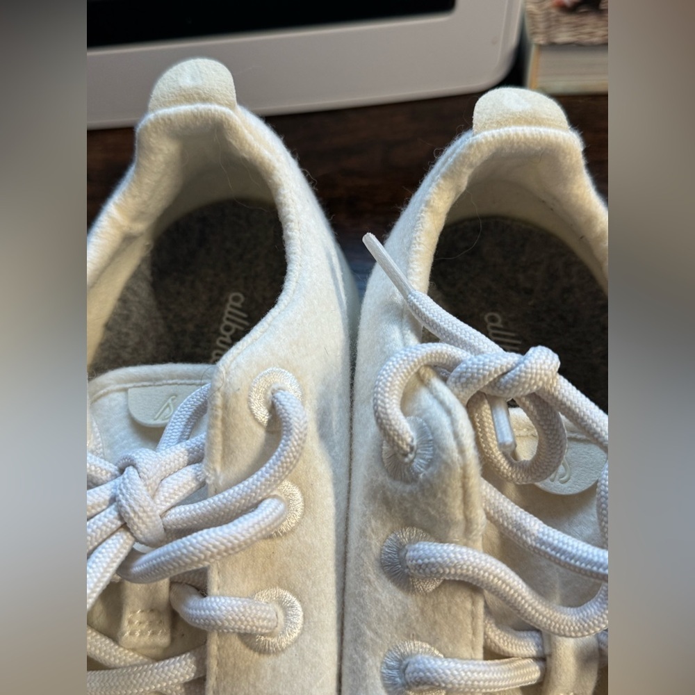 Allbirds Women's Wool Runner in Natural White - Size 9 - Picture 6 of 11